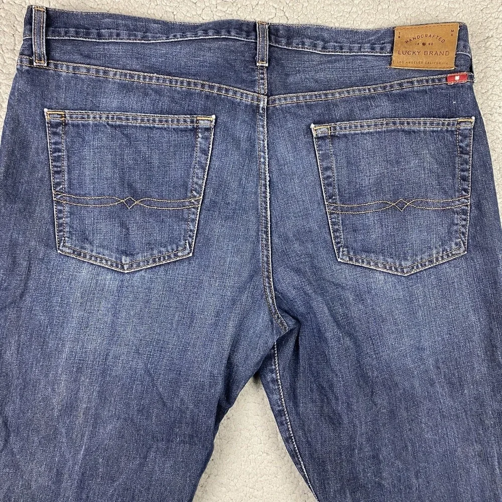 Lucky Brand Jeans Mens 221 Original Straight 38X32 (39x33) Blue Denim Stretch